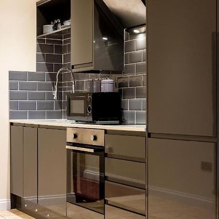 Cosy And Comfy City Apartment NWI Exterior foto